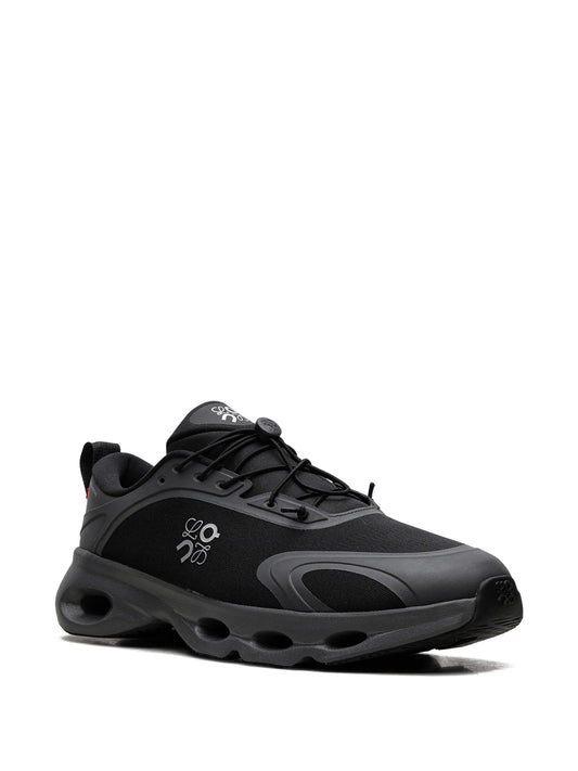 On Cloudsolo Black Sneakers