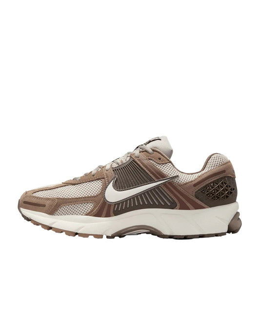Nike Zoom Vomero 5 Earth Fossil Sneakers