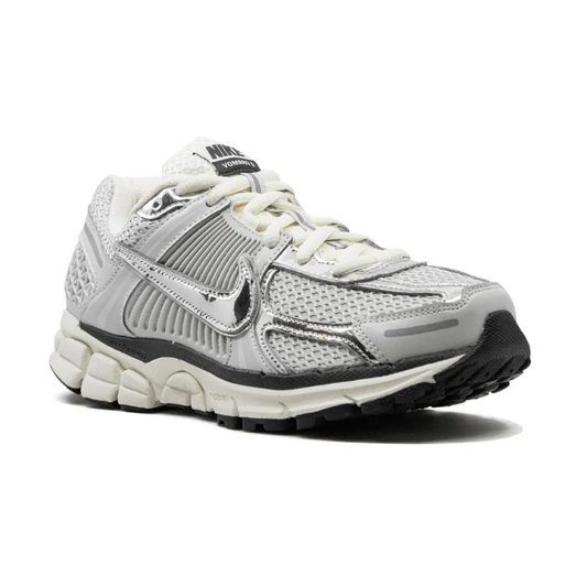 Nike Zoom Vomero 5 Photon Dust Metallic Silver Sneakers