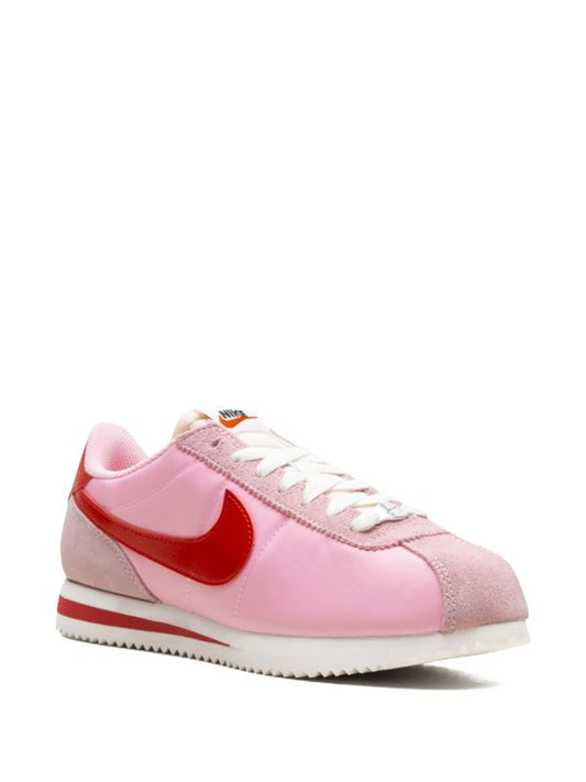 Nike Cortez TXT Medium Soft Pink Sail sneakers