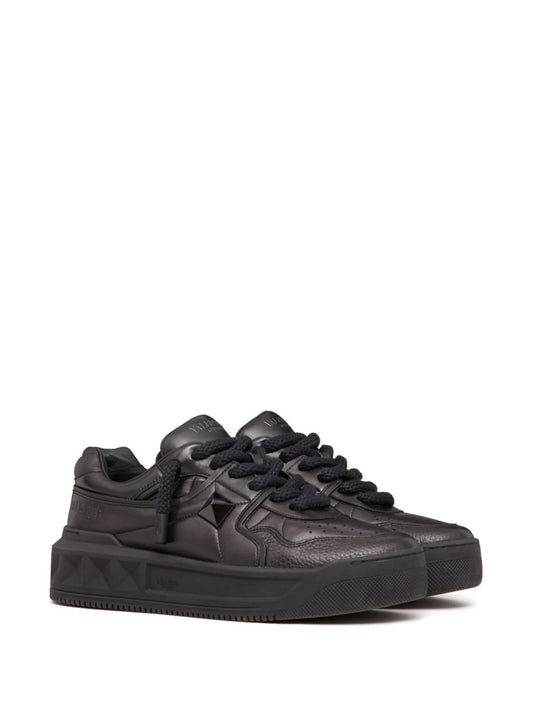 Valentino Garavani stud Black low-top sneakers