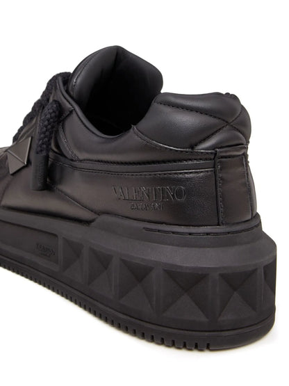 Valentino Garavani stud Black low-top sneakers
