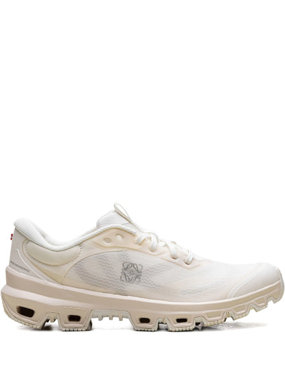 On Running Cloudventure Loewe Egg Shell_Unique Store