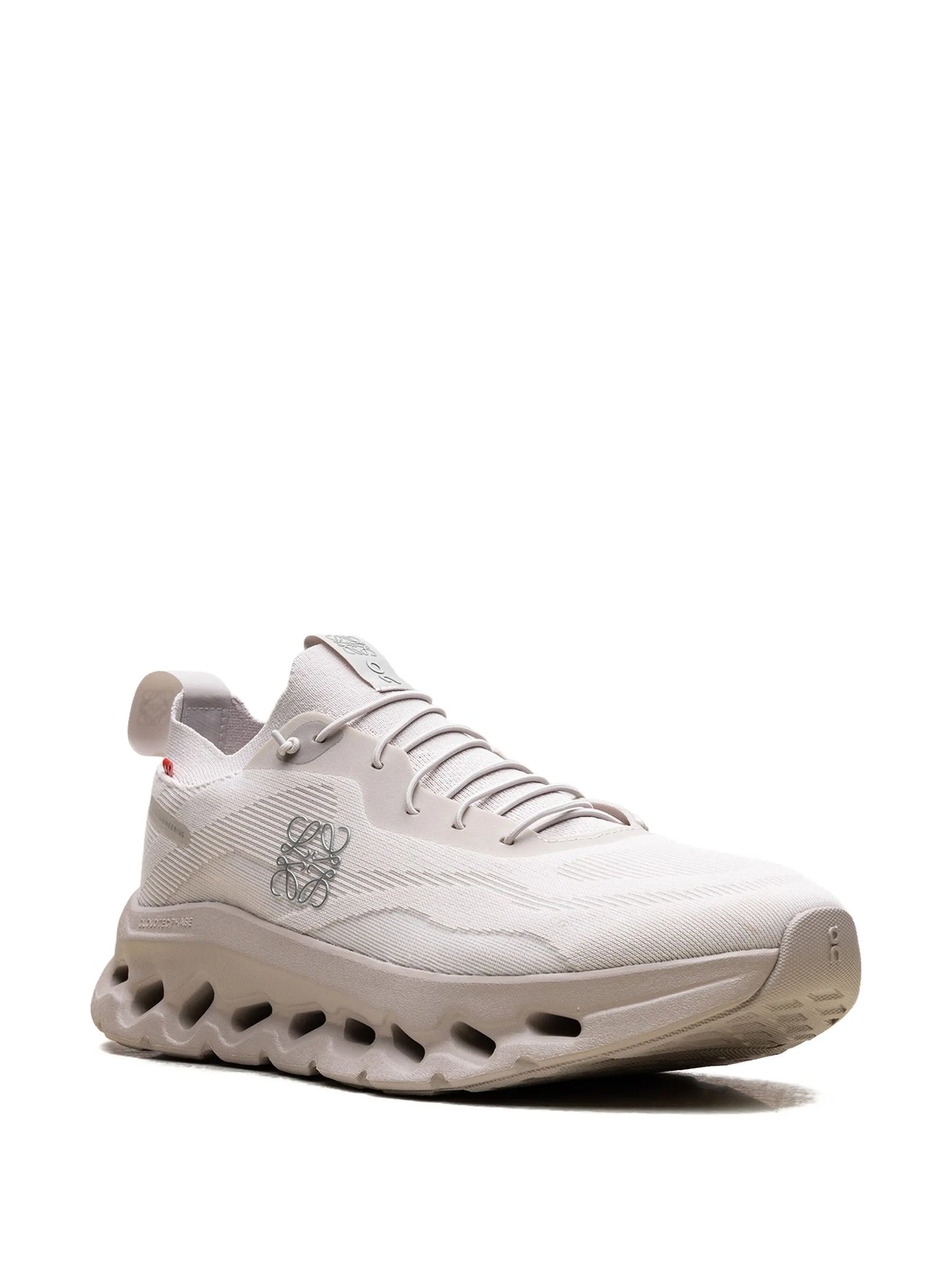 On Cloud Running Cloudtilt Loewe Sand