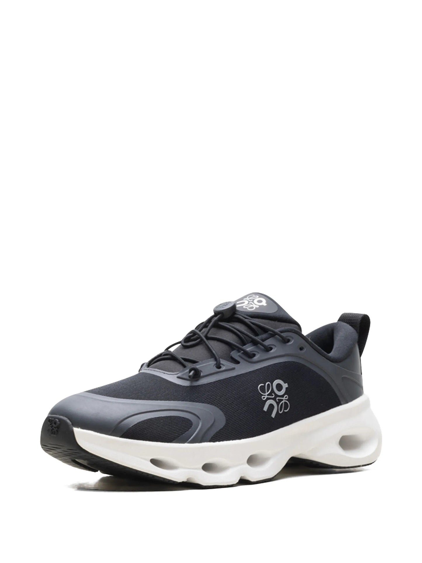 On Cloudsolo Loewe Black White