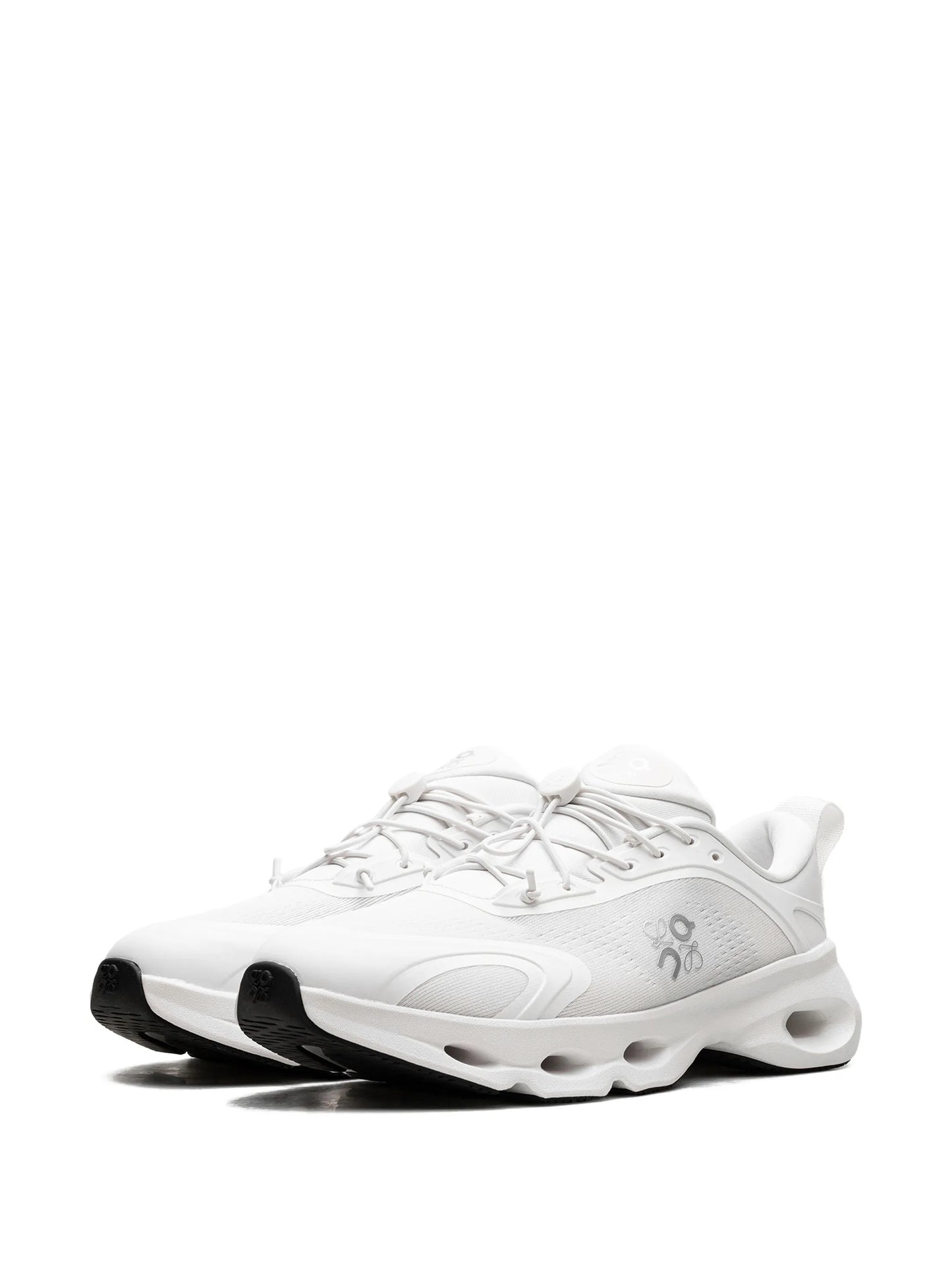 On Cloudsolo Loewe White