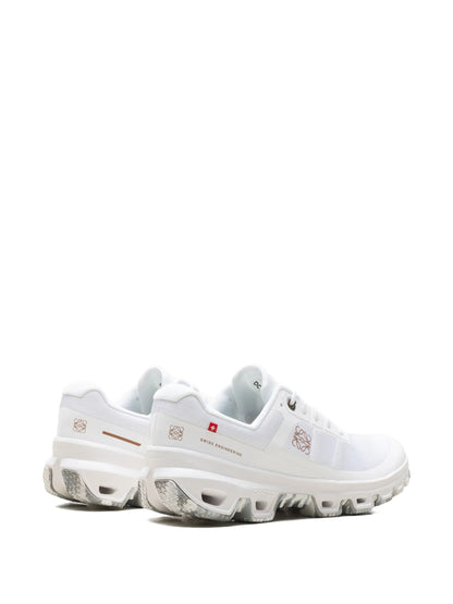 On Running X Cloudventure Loewe White Red