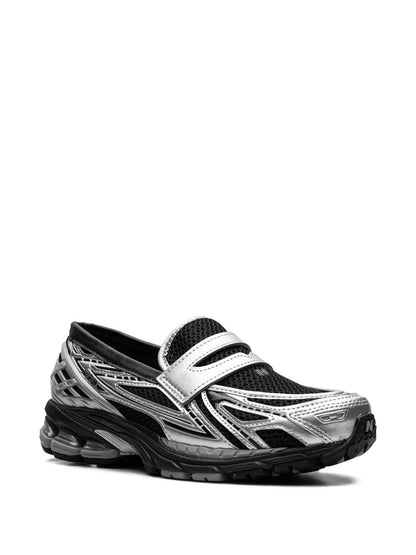 New Balance 1906L Silver Metallic Black sneakers
