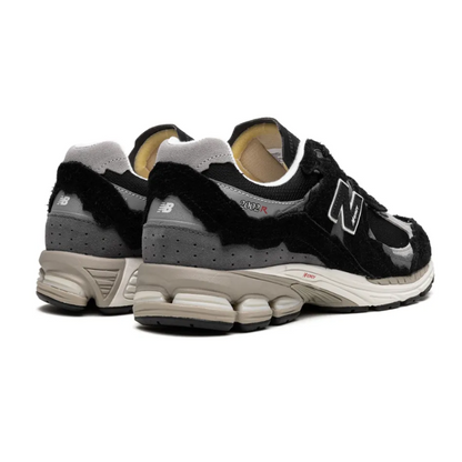 New Balance 2002R Protection Pack Black Grey