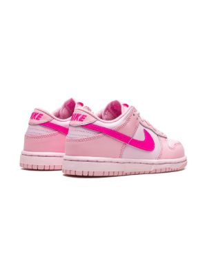 Nike Dunk Low Triple Pink Sneakers