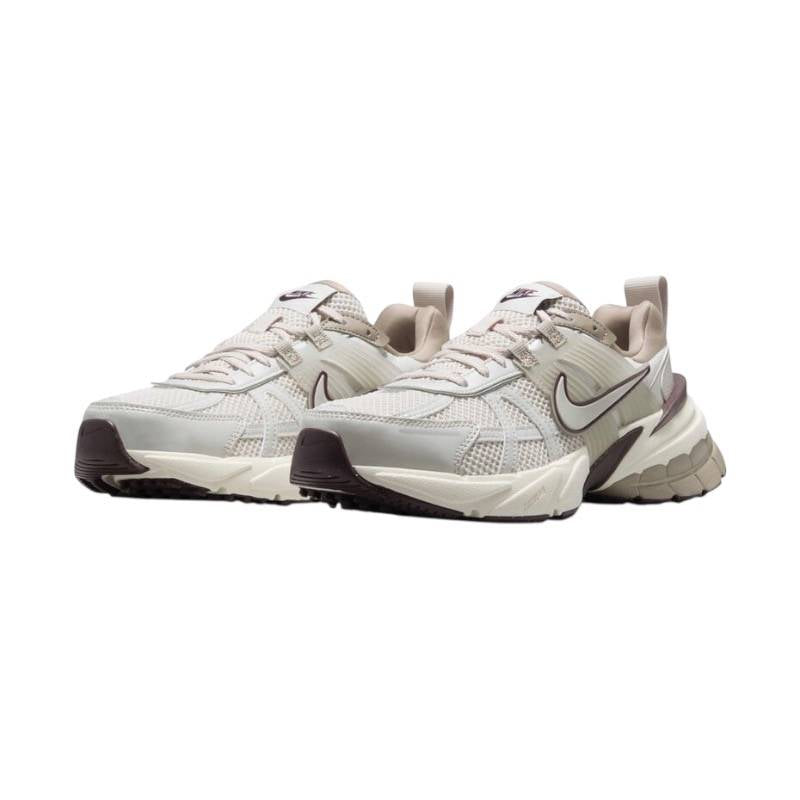 Nike V2K Run Beige Sneakers
