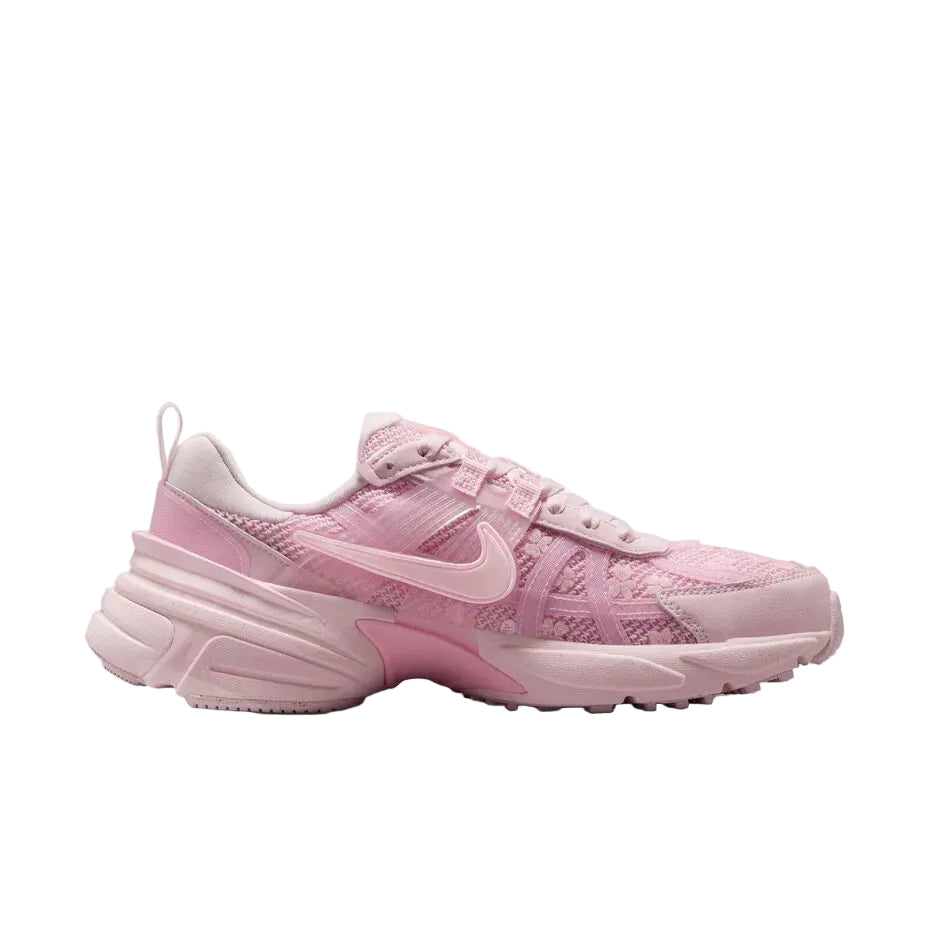 Nike V2K Run Pink Foam Sneakers_Unique Store
