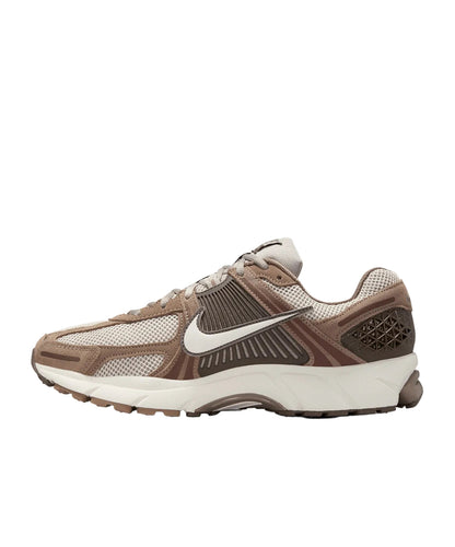 Nike Zoom Vomero 5 Earth Fossil Sneakers