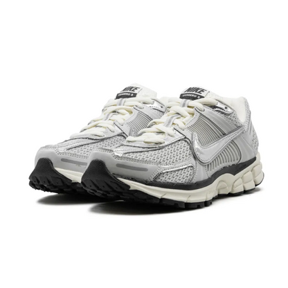 Nike Zoom Vomero 5 Photon Dust Metallic Silver Sneakers