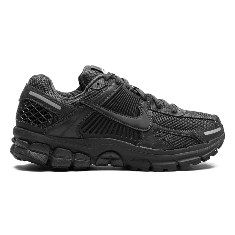 Nike Zoom Vomero 5 Triple Black Sneakers_Unique Store