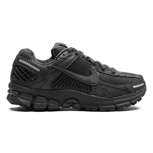 Nike Zoom Vomero 5 Triple Black Sneakers_Unique Store