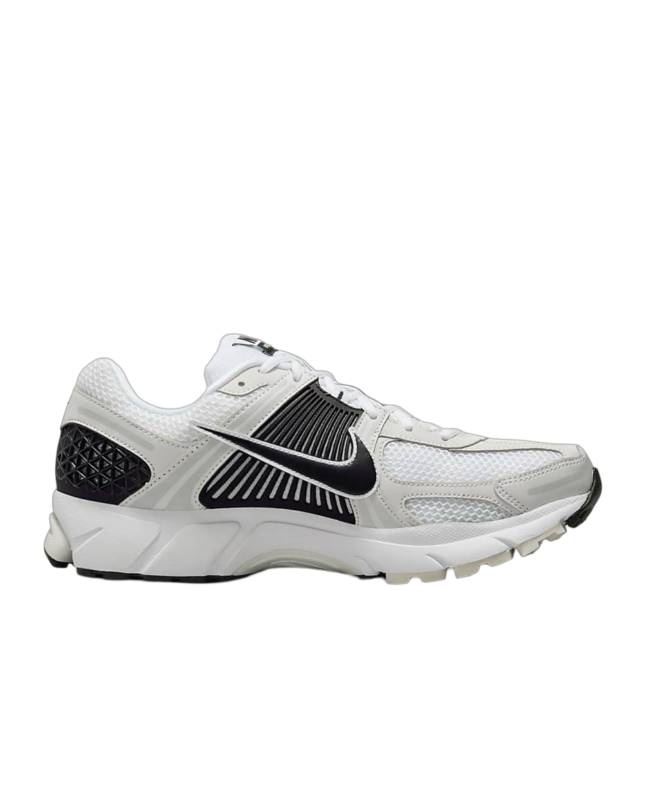 Nike Zoom Vomero 5 White Black Sneakers_Unique Store