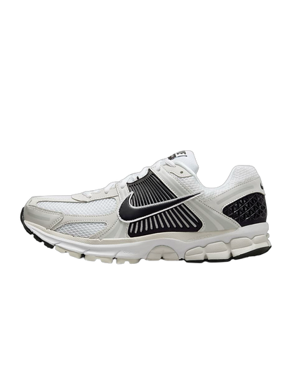 Nike Zoom Vomero 5 White Black Sneakers