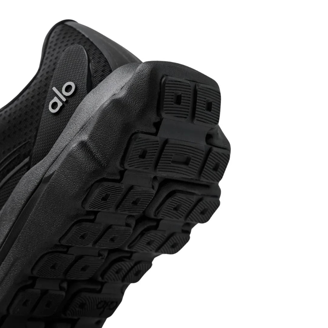 Alo Runner Trainer  All Black
