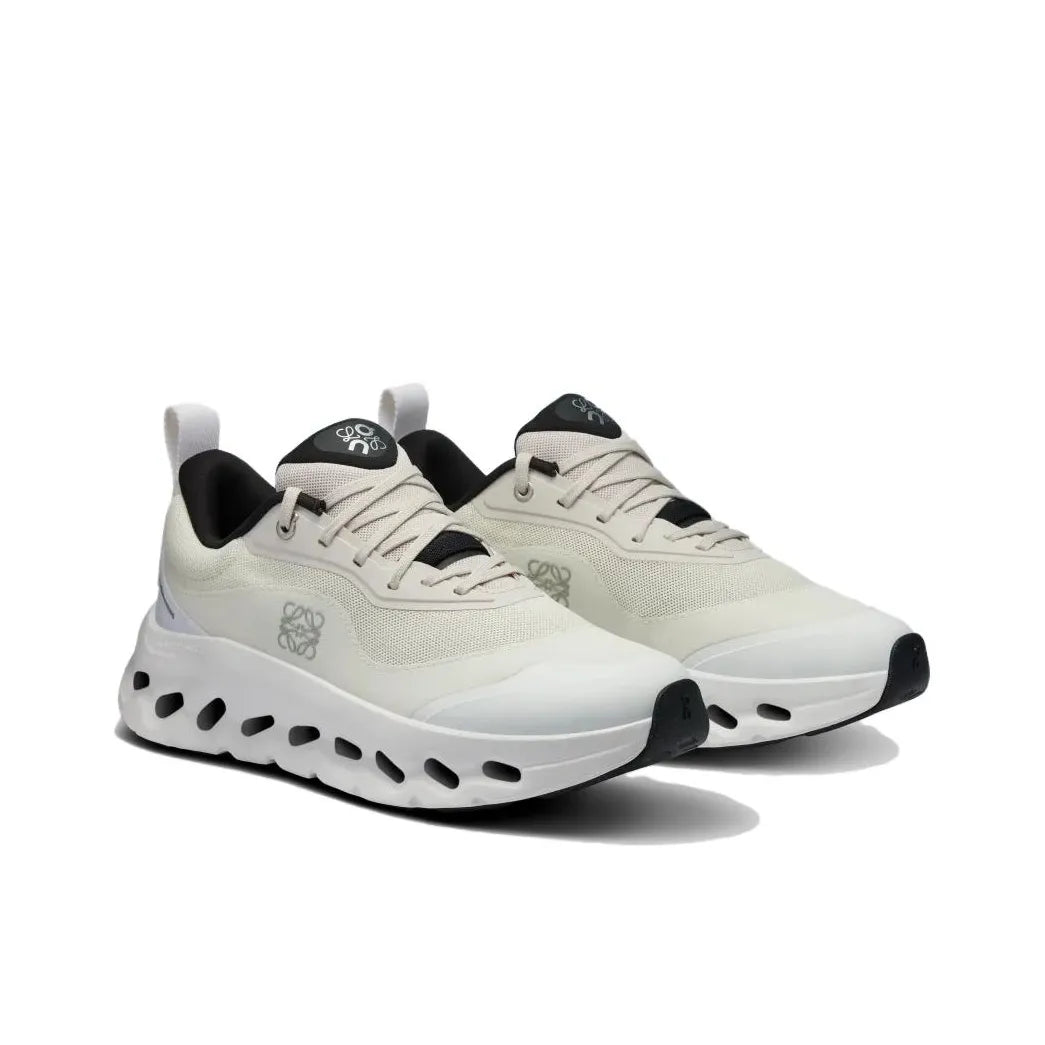 On Running Cloudtilt 2 LOEWE Sand White Sneakers