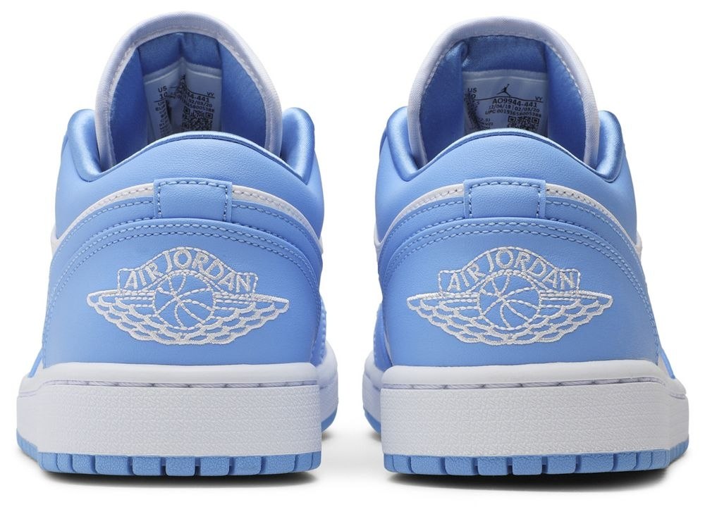 Jordan 1 Low Unc sneakers
