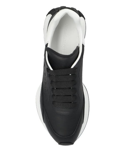 Alexander McQueen Sprint Runner in Black White