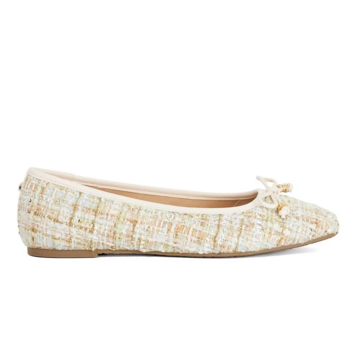 CHANEL Hennie White Ballet Falts