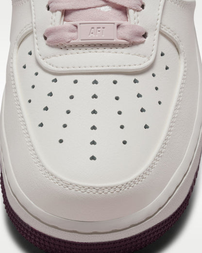 Nike Air Force Low 'Valentines Day 2026 in Sail Light Armoury