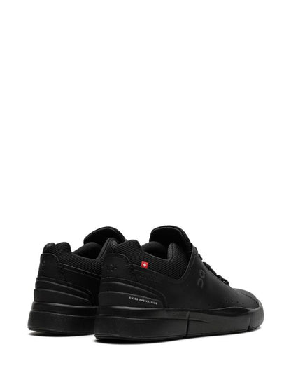 On Cloud The Roger Advantage All Black