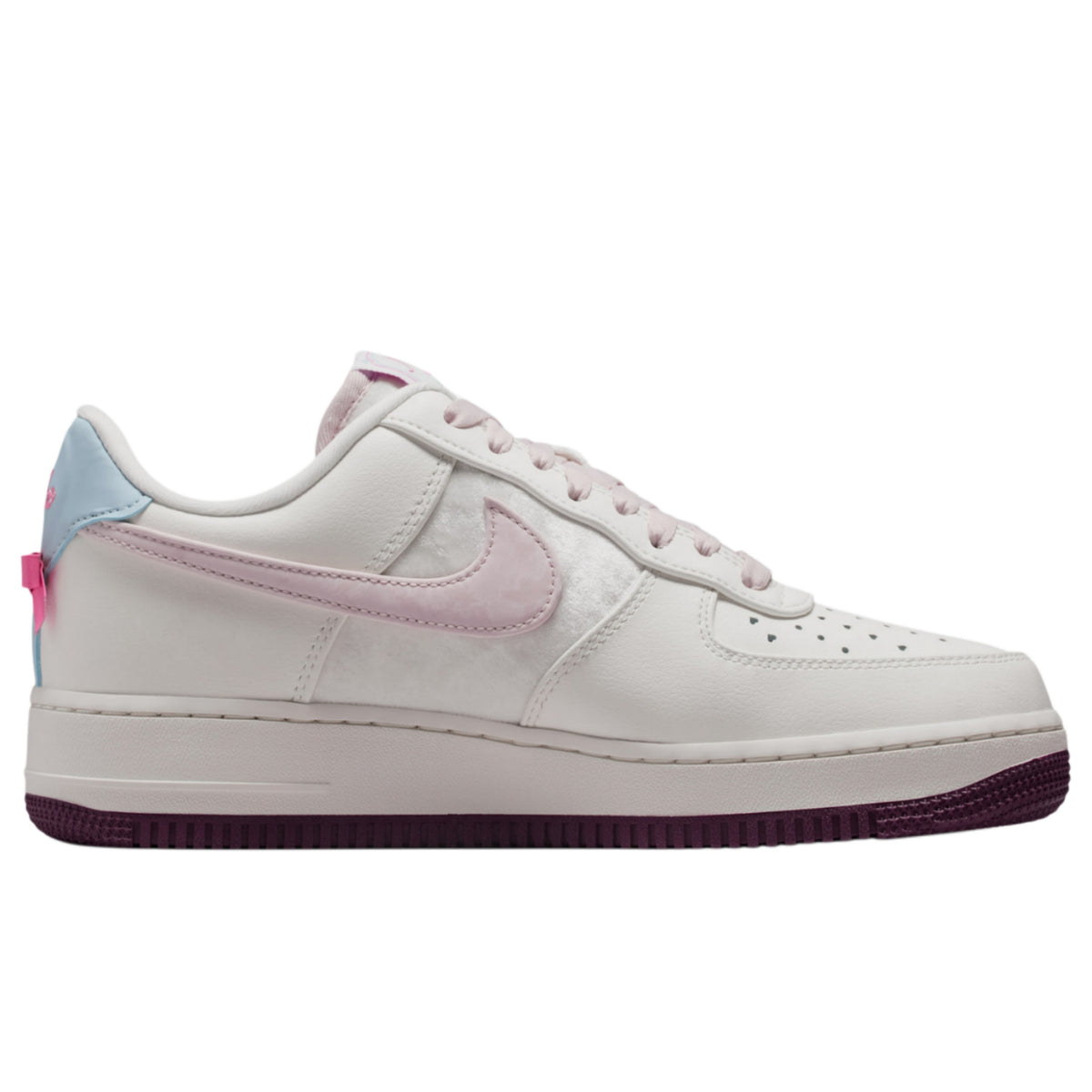 Nike Air Force Low 'Valentines Day 2026 in Sail Light Armoury