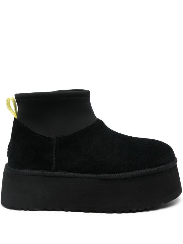 UGG Classic Mini Dipper Boot –  Black