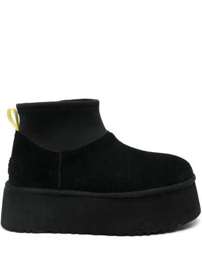 UGG Classic Mini Dipper Boot –  Black