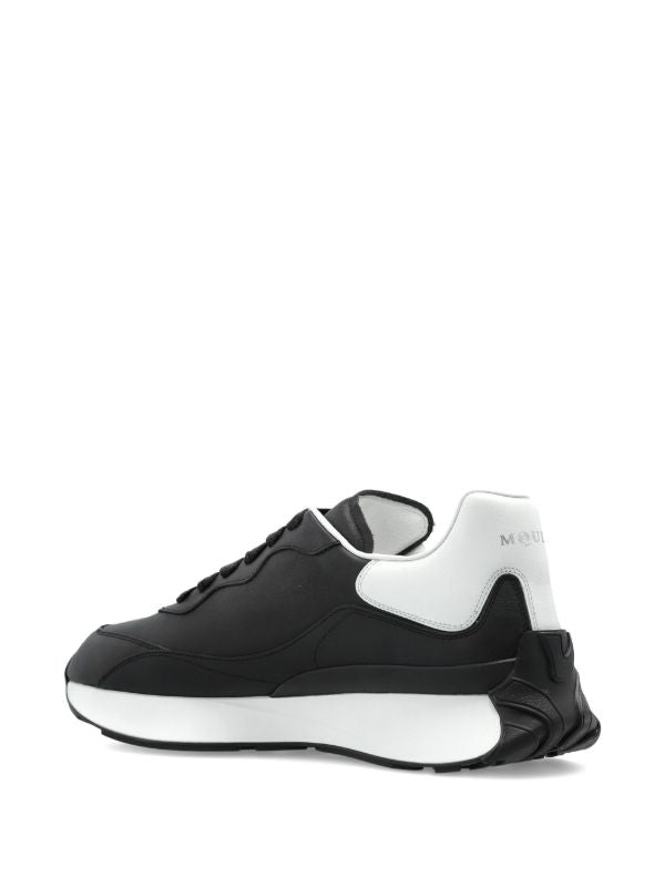Alexander McQueen Sprint Runner in Black White