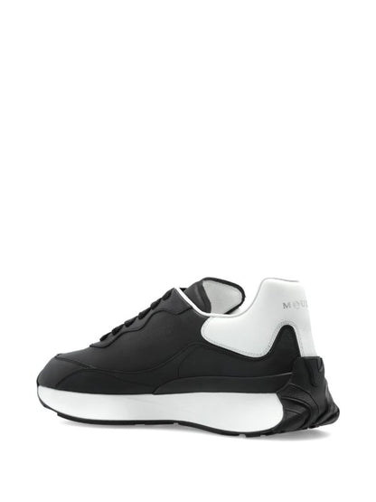 Alexander McQueen Sprint Runner in Black White