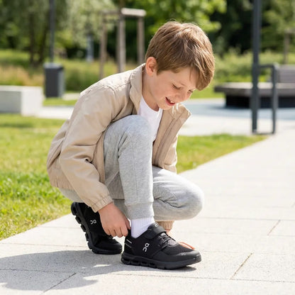 On Running Cloud Play All Black Kids Sneakers