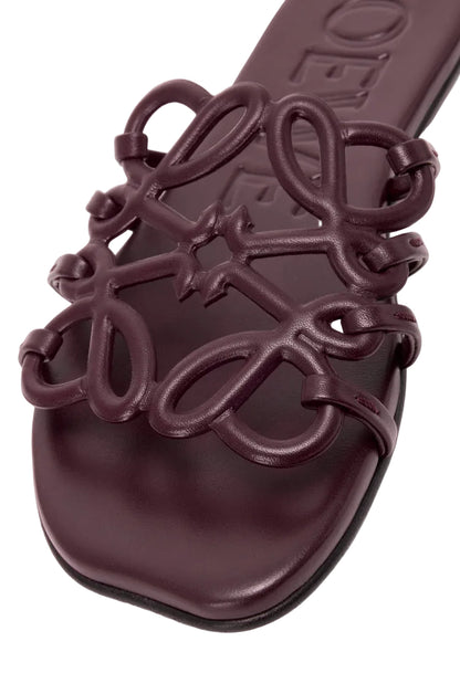 LOEWE Petal Anagram Dark Burgundy slide in calfskin