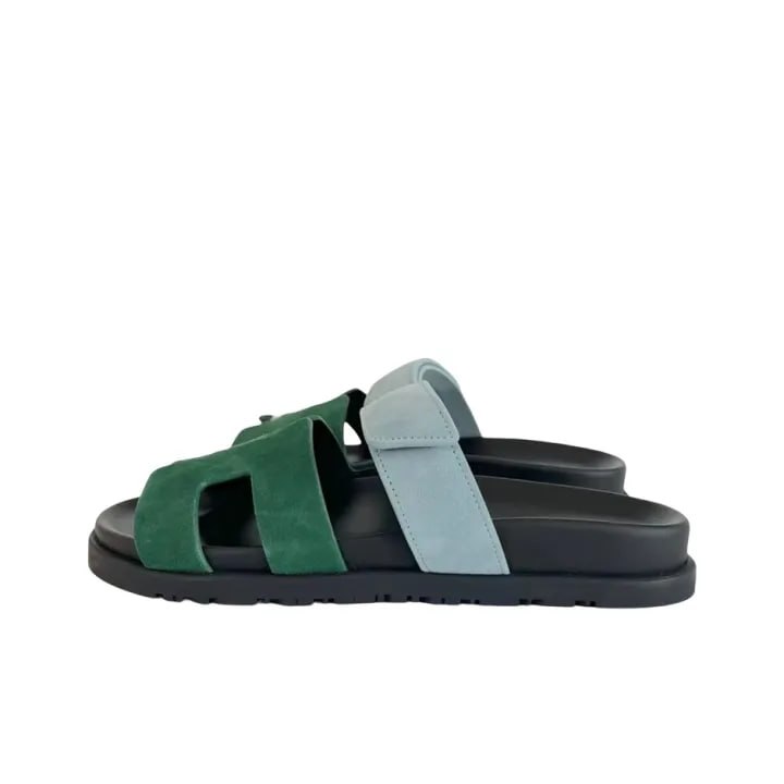Hermès Chypre Sandals In Suede in Green