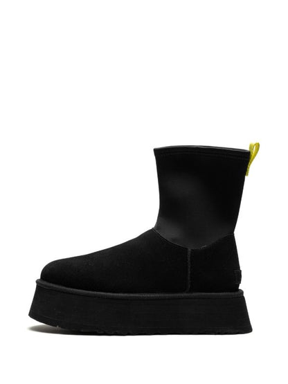 UGG Classic Dipper Boot black